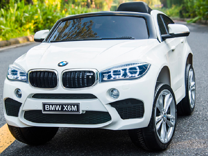 Elektrisches Kinderauto BMW X6M 12V in weiß mit Fernbedienung