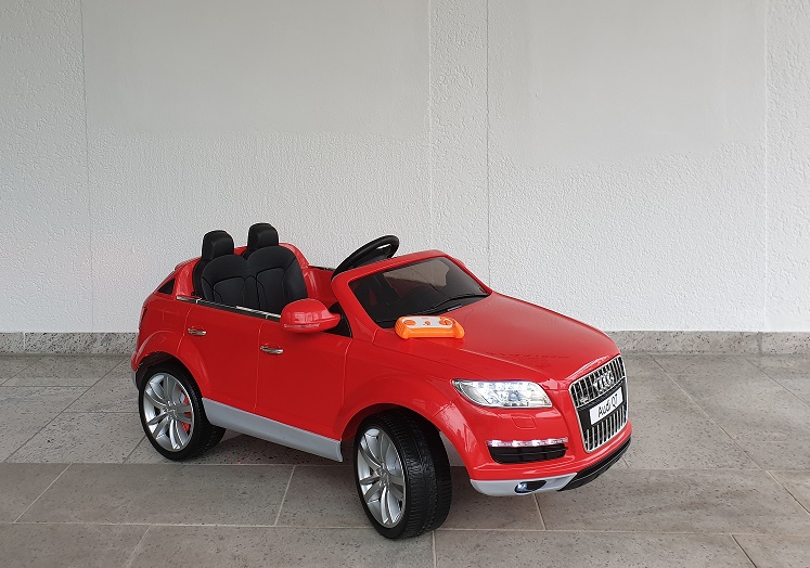 Elektrisches Kinderauto Audi Q7 in rot 12V mit 45W Motoren 