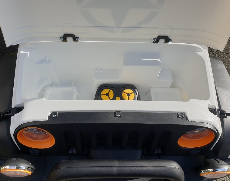 Kinderauto elektrisch mit Fernbedienung Jeep Doppelsitzer 12V in weiß