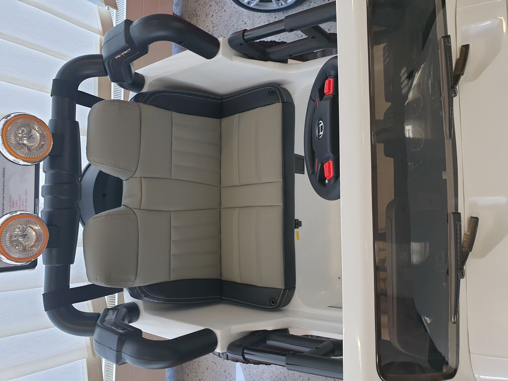 weich gepolsterte Ledersitzbank für Kinderauto Jeep Doppelsitzer