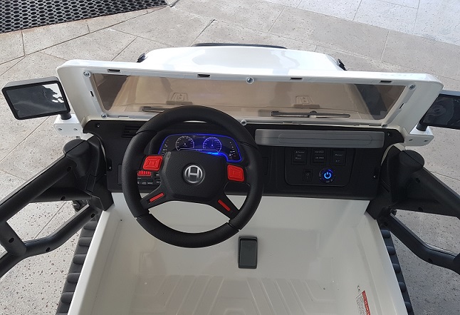 Kinderauto elektrisch mit Fernbedienung Jeep Doppelsitzer 12V in weiß